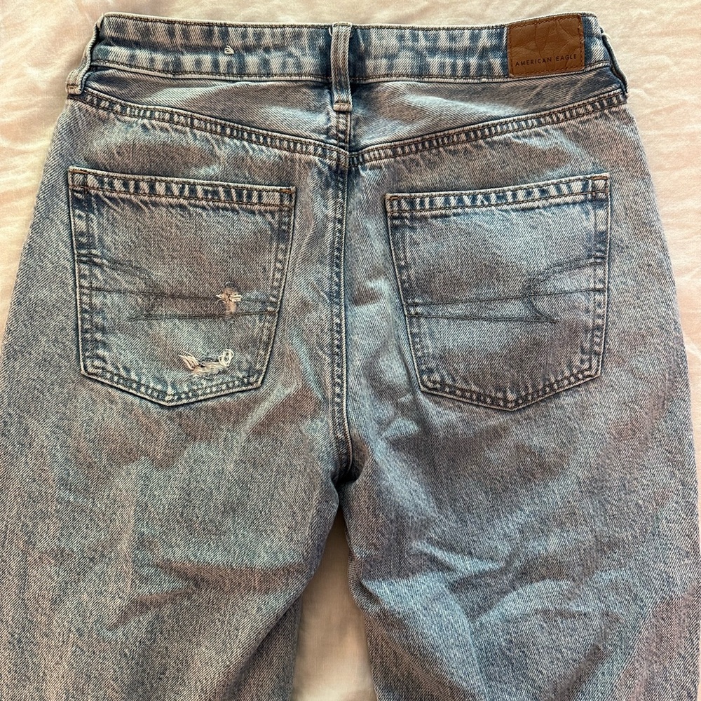 American Eagle Outfitters Blue Relaxed Mom Jeans